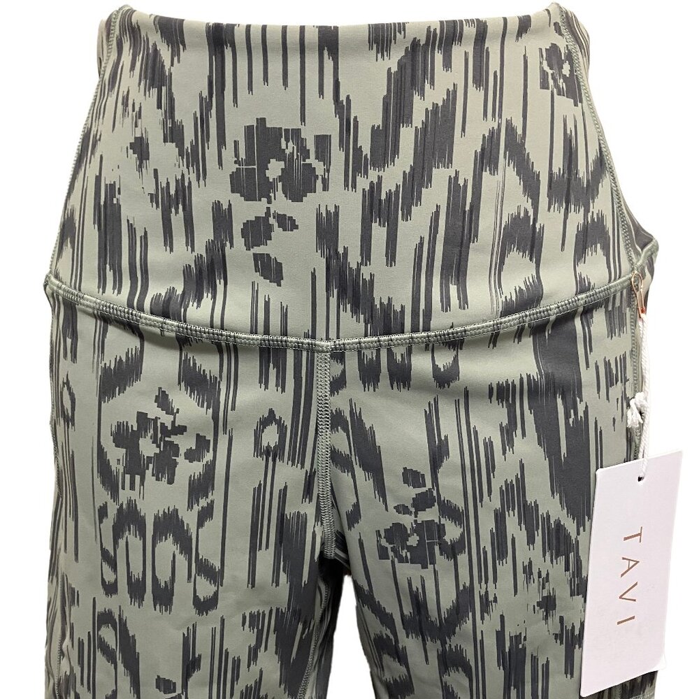NWT Tavi Green Camo Biker Shorts Size:  Medium